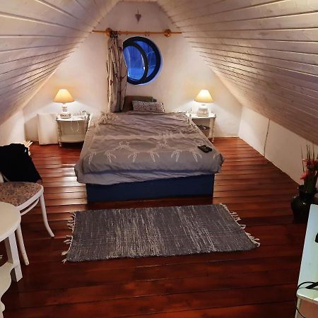 Piac Vendeghaz Hotel Kaptalantoti Bagian luar foto