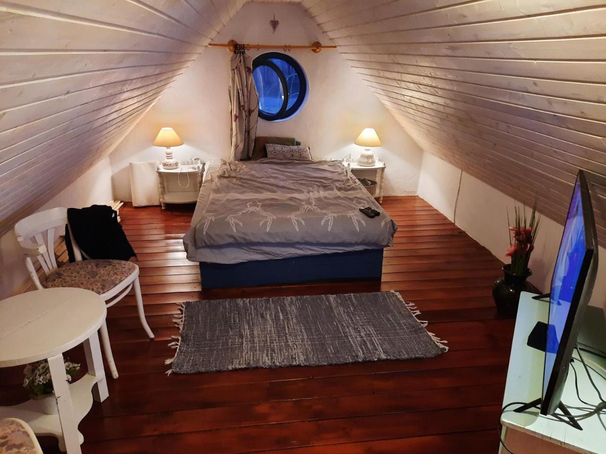 Piac Vendeghaz Hotel Kaptalantoti Bagian luar foto