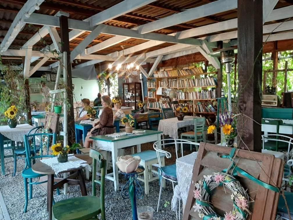 Piac Vendeghaz Hotel Kaptalantoti Bagian luar foto